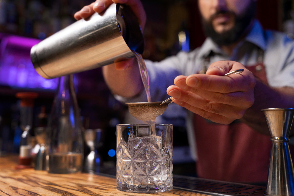 Quais são as melhores bebidas para comemorar? 4 Mixologia drinks